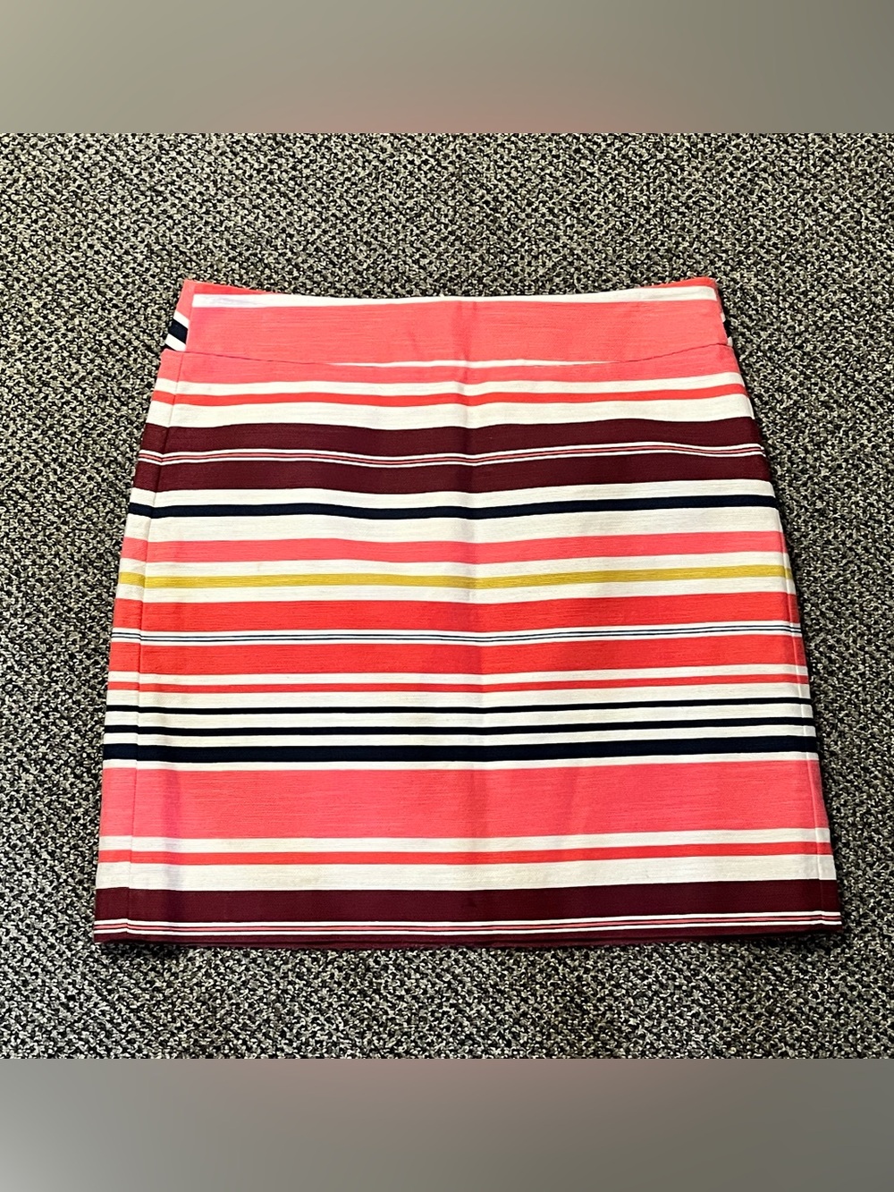 Women’s A Loft Skirt Rainbow Multicolor Horizontal Lined 4P Petite Salmon Pink